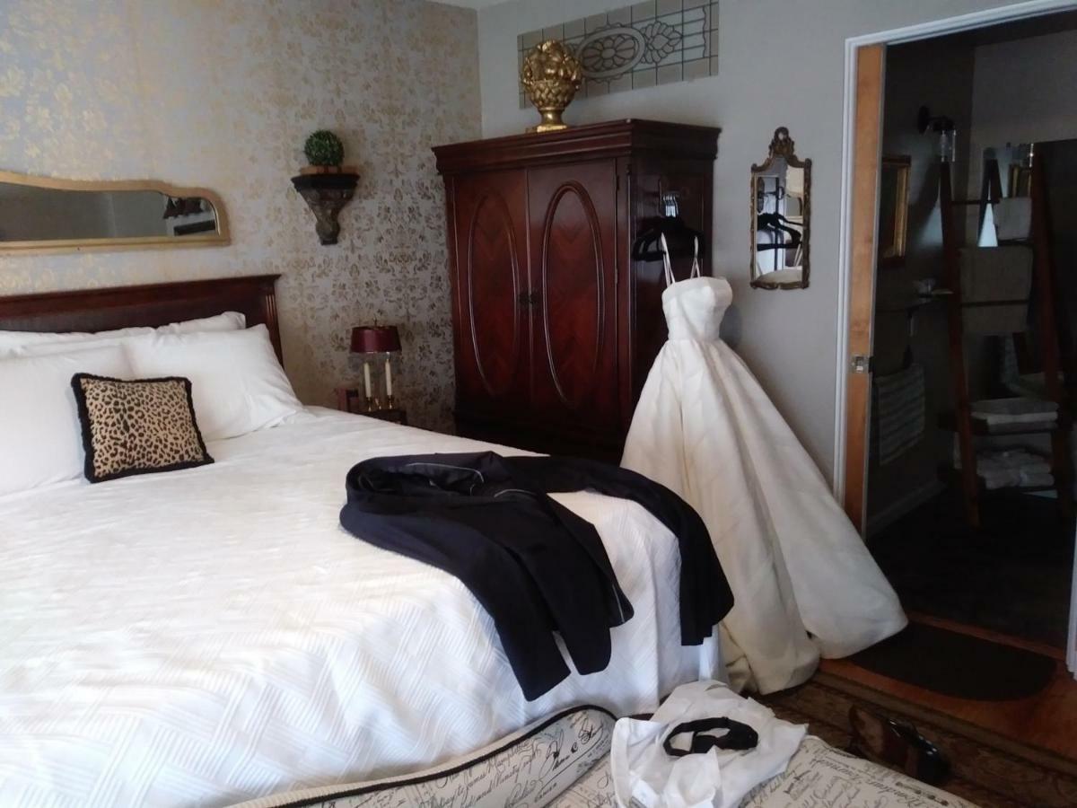 The Guest House At The Regina House Tea Room Moosic Extérieur photo