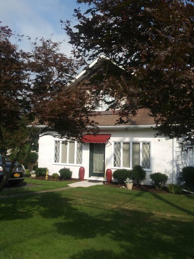 The Guest House At The Regina House Tea Room Moosic Extérieur photo